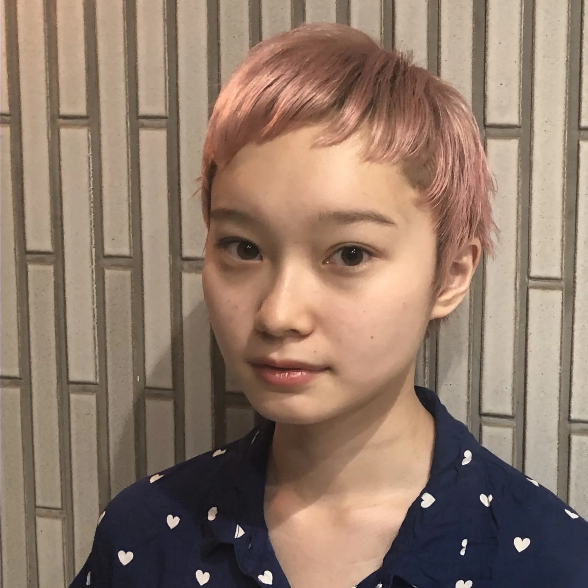 前髪短めショート